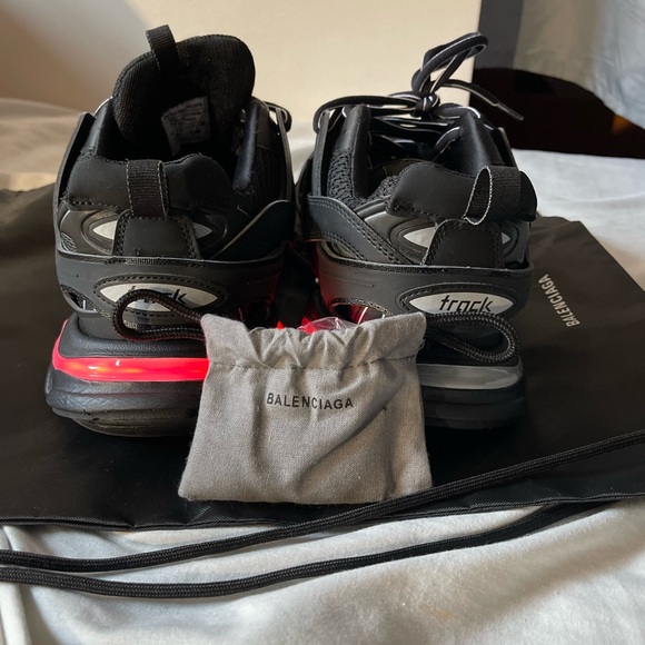 Balenciaga Track Runner LED - Picture 10 of 11